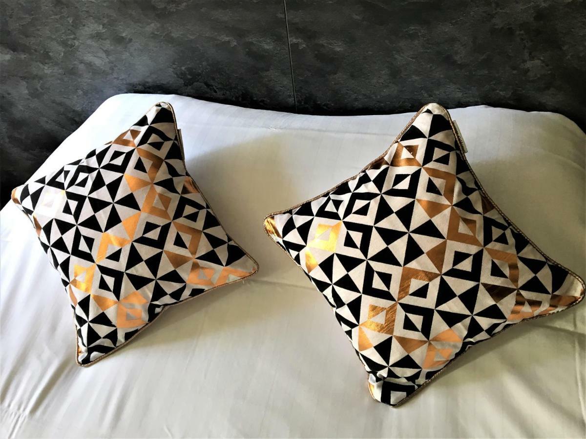 טולוז Garden Hotel מראה חיצוני תמונה